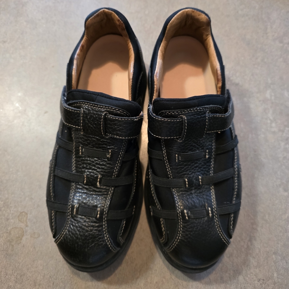 Dr. Comfort Betty Women's Casual Shoe Black Leather Orthopedic  7.5W 37.5W